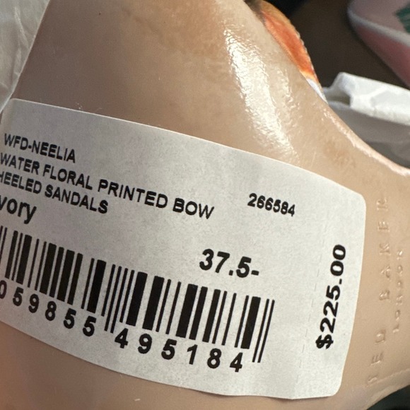 Ted Baker Ivory Neelia Floral Print Bow Heeled Sandals NEW Size 37.5 - US 7.5 - Picture 12 of 12